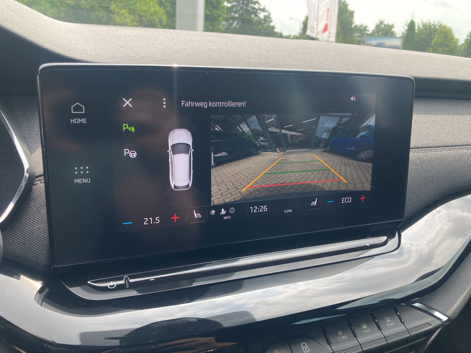 Fahrzeugabbildung SKODA Octavia Combi iV Sportline DSG Matrix AHK Navi H