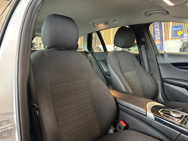 Mercedes-Benz C 220 *Keyless*Memory*PDC*ACC*AHK*SpurHT*NAVI*