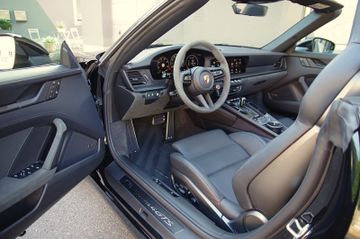 Porsche 992.2 4 GTS Cabrio*Lift,ACC,BOSE,18-W.,Sitzlüft*
