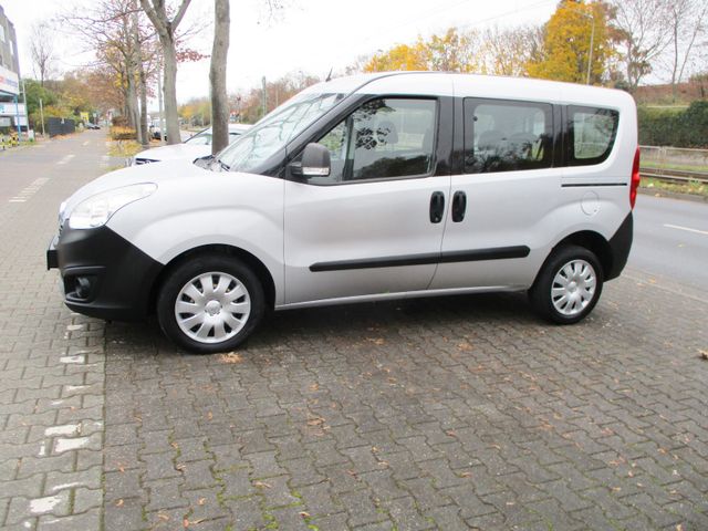 Opel Combo D Selection