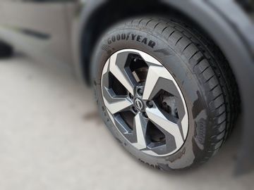 Nissan Qashqai - 5