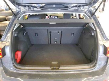 Volkswagen Golf - 10