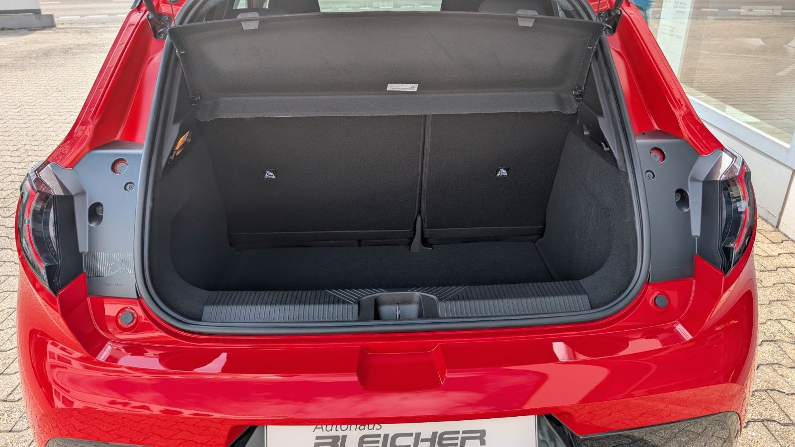 Fahrzeugabbildung Nissan Micra 110 kW Advance | Winterpaket