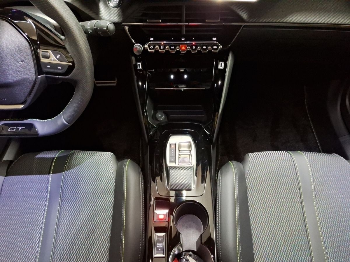 Peugeot 2008 - Bild 15