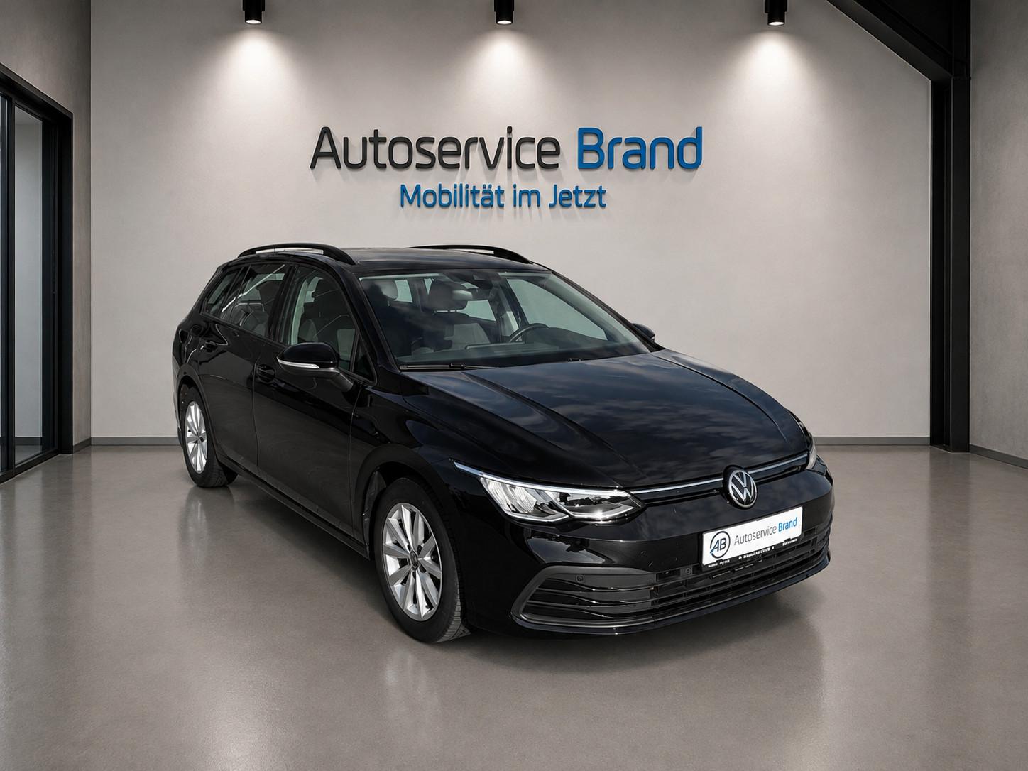 Volkswagen Golf VIII Variant Life eTSI, миниатюра 3