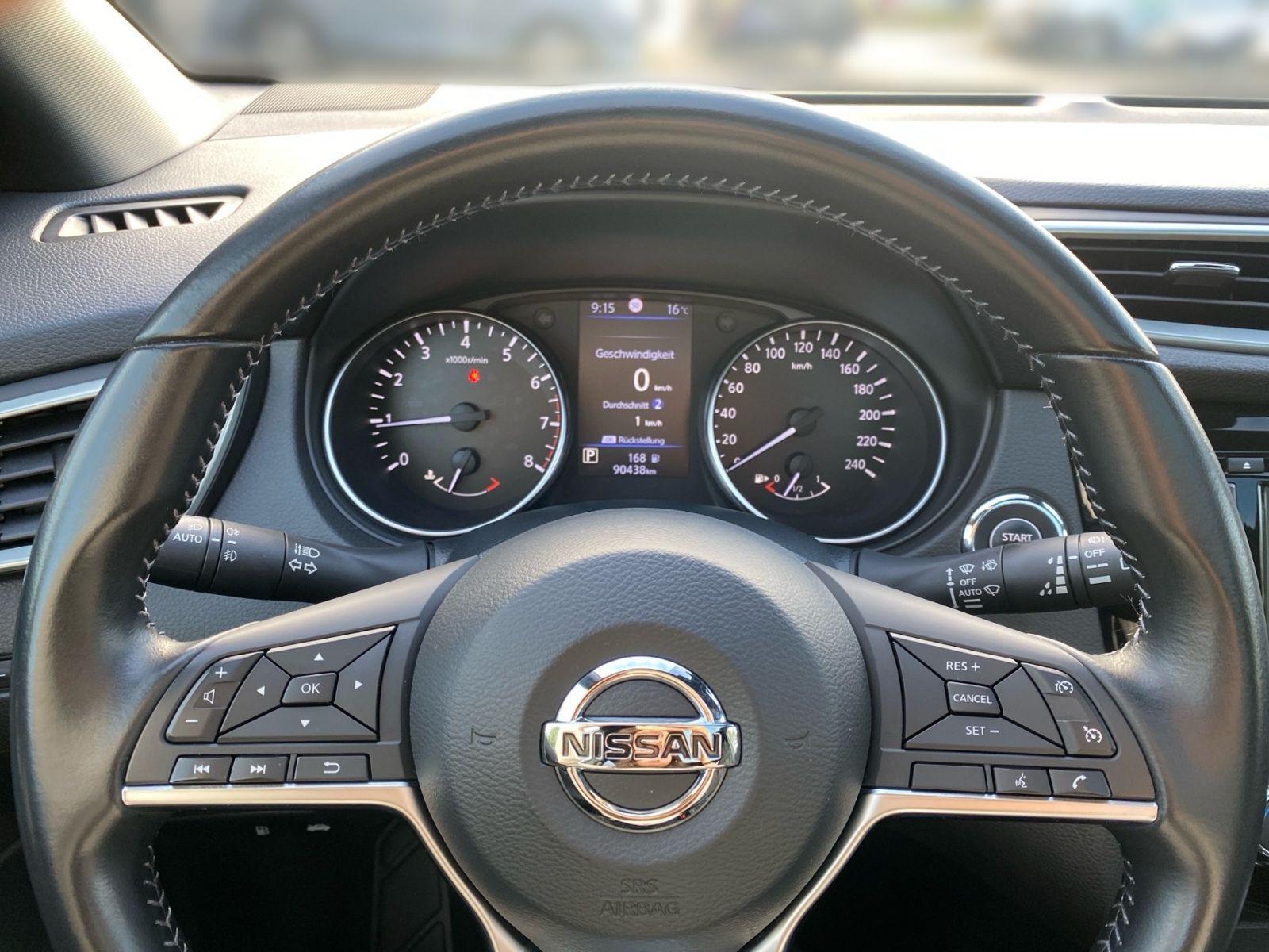 Nissan Qashqai | 1.3 DIG-T | 117 kW | N-Connecta | AHK