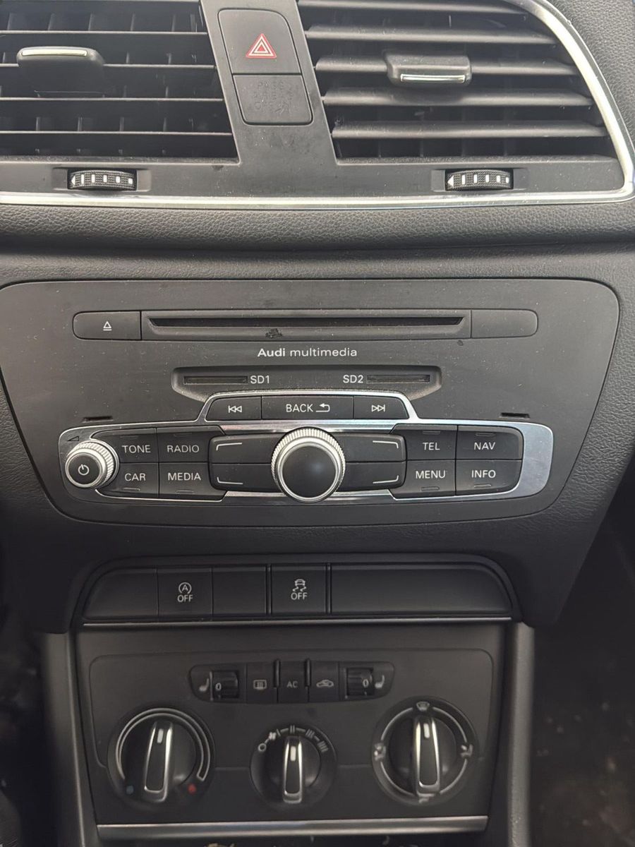 Fahrzeugabbildung Audi Q3 2.0 TDI/ Kuppl. neu/ Scheckh. gepfl