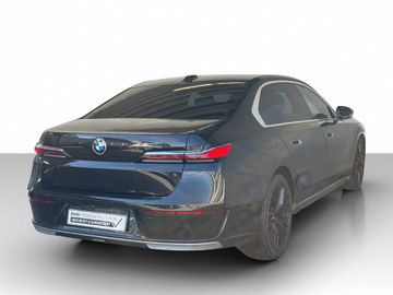 BMW 740 - 4