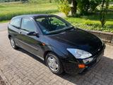 Ford Focus 1.6 - Ford Focus aus 2000: 1.6