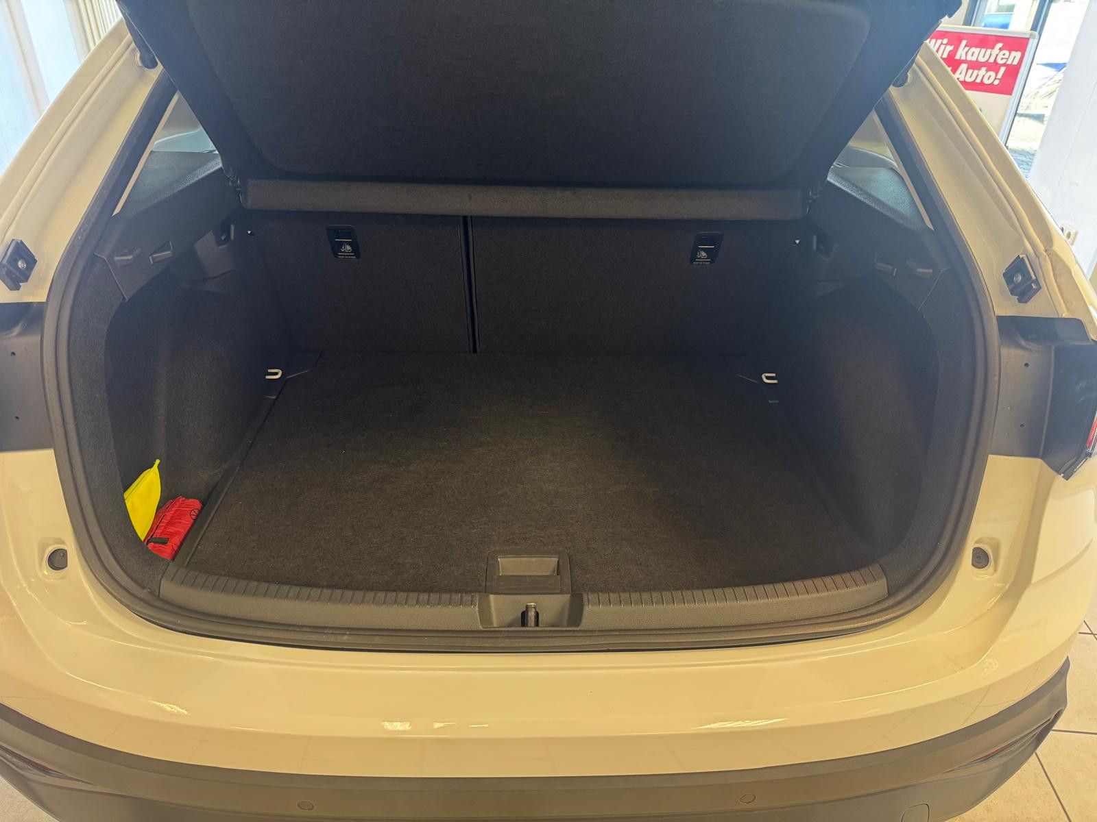 Fahrzeugabbildung Volkswagen Taigo Goal /1.HAND/WENIG KM/GARANTIE/CARPLAY