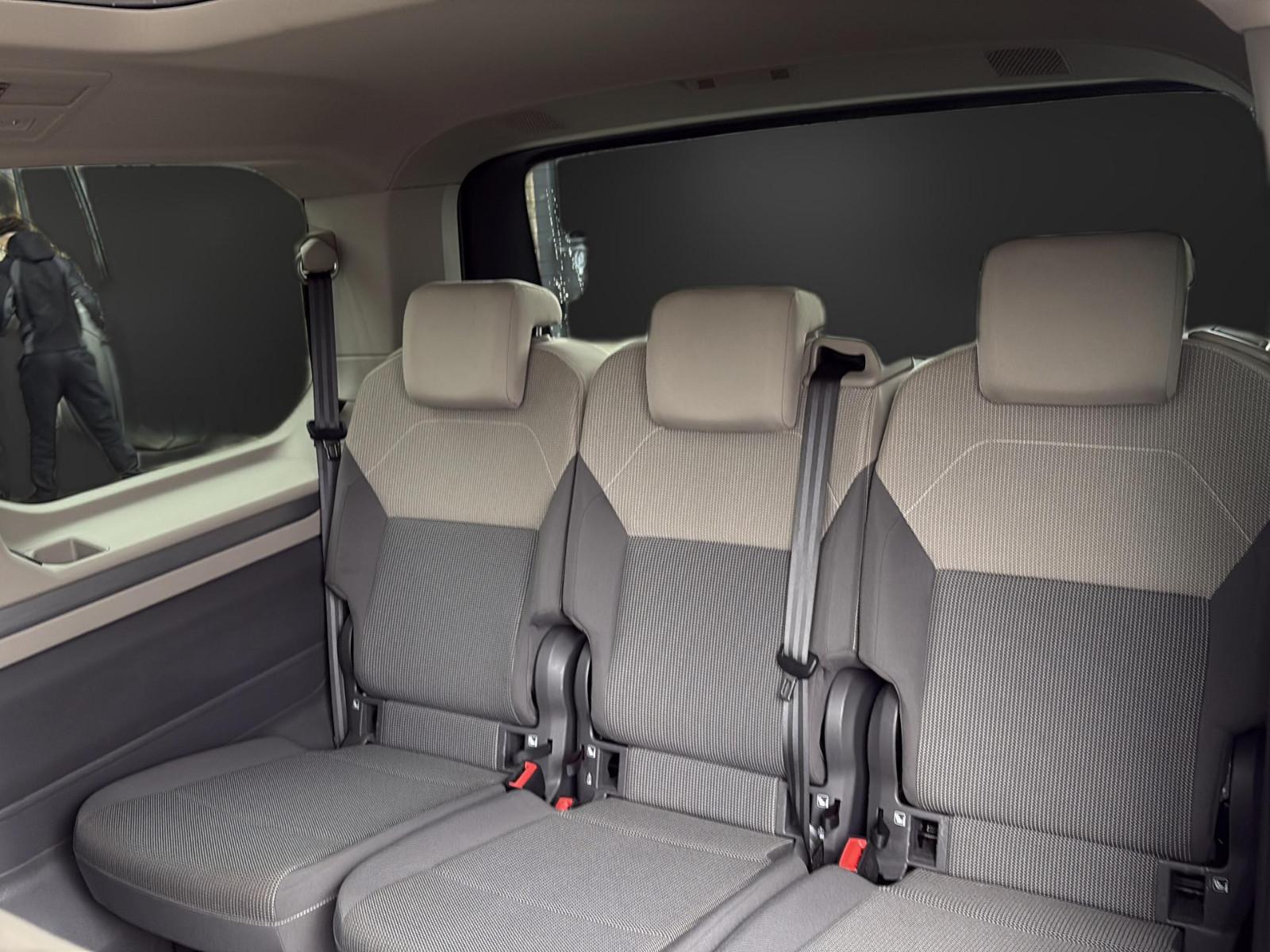 VOLKSWAGEN T7 MULTIVAN LIFE EHYBRID 218 CH BVA - 1ERE MAIN - HAYON ÉLECTRIQUE - TOIT PANORAMIQUE - VOLANT EN CUIR