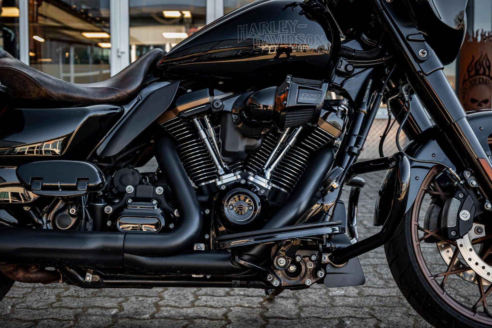 Fahrzeugabbildung Harley-Davidson FLHXST STREET GLIDE ST 117 - Kesstech -
