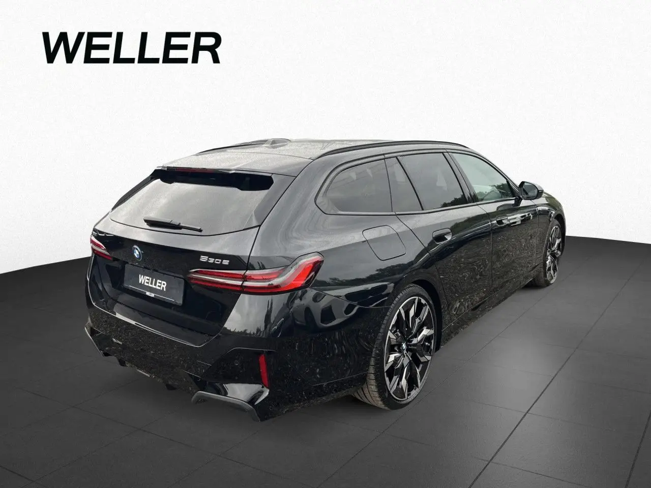 BMW 530e xDr T M SPORT PRO B&W,Pano,AHK,AutoB,Iconic