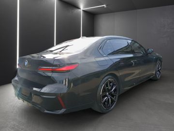 BMW 740 - 5