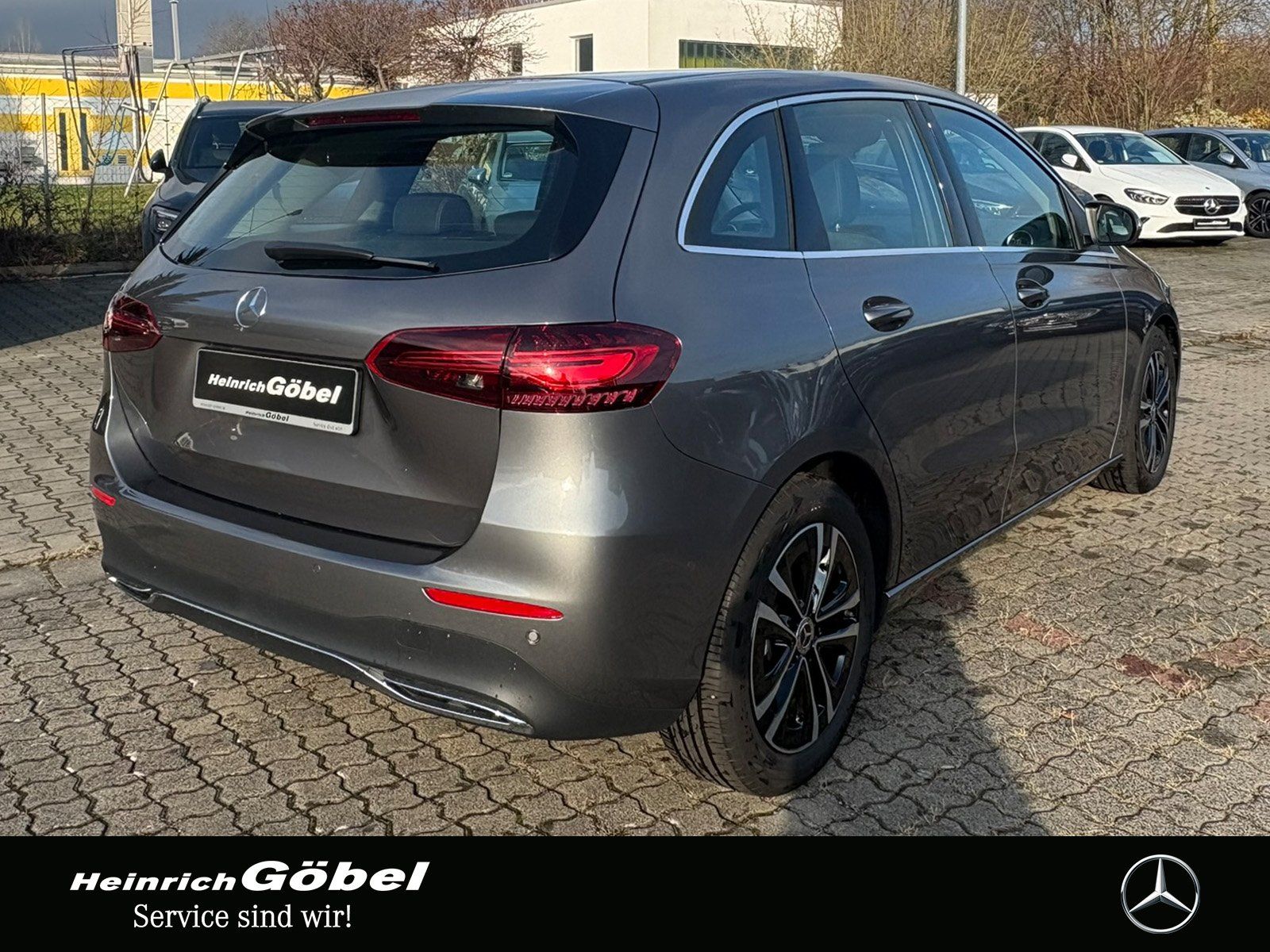 Fahrzeugabbildung Mercedes-Benz B 200 PROGRESSIVE*WINTER*EASY-PACK*PARKTRONIC