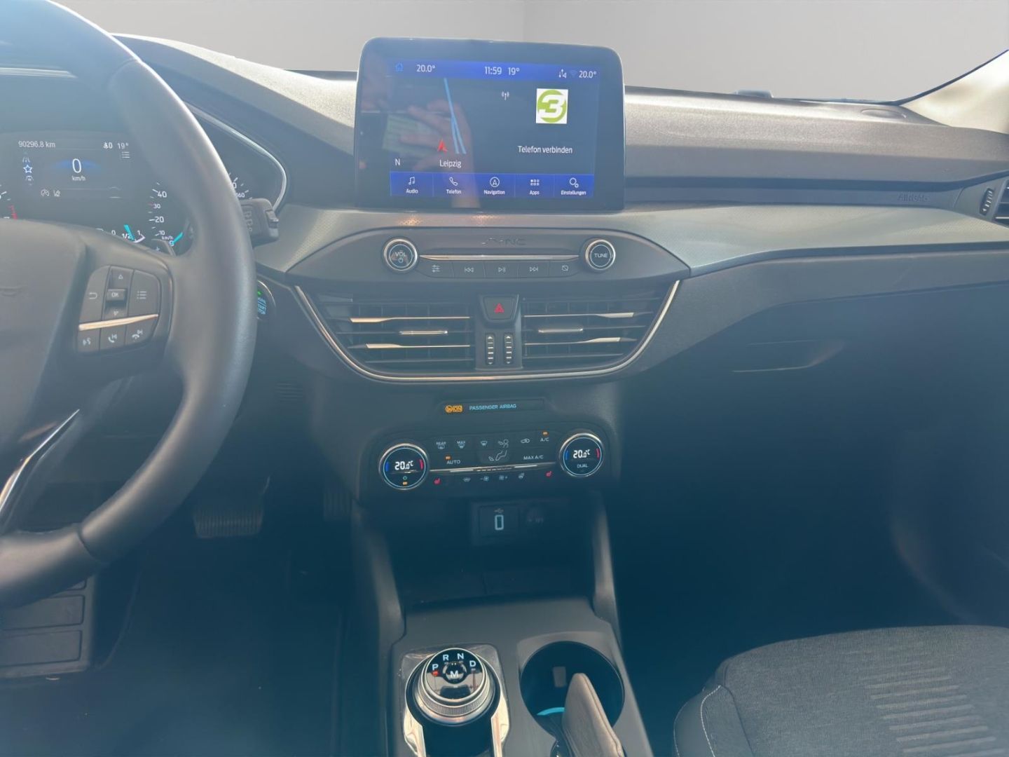 Fahrzeugabbildung Ford Focus Active, AUTOMATIK, WINTERPAKET