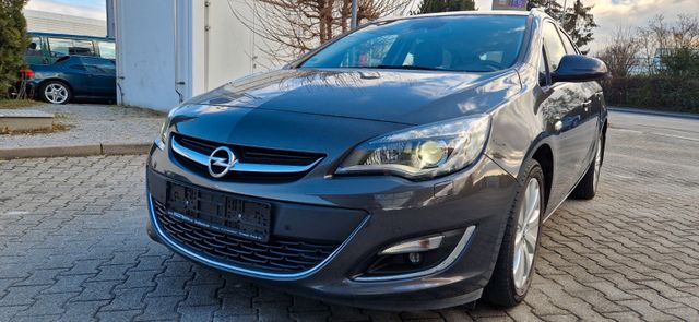 Opel Astra J Sports Tourer Innovation