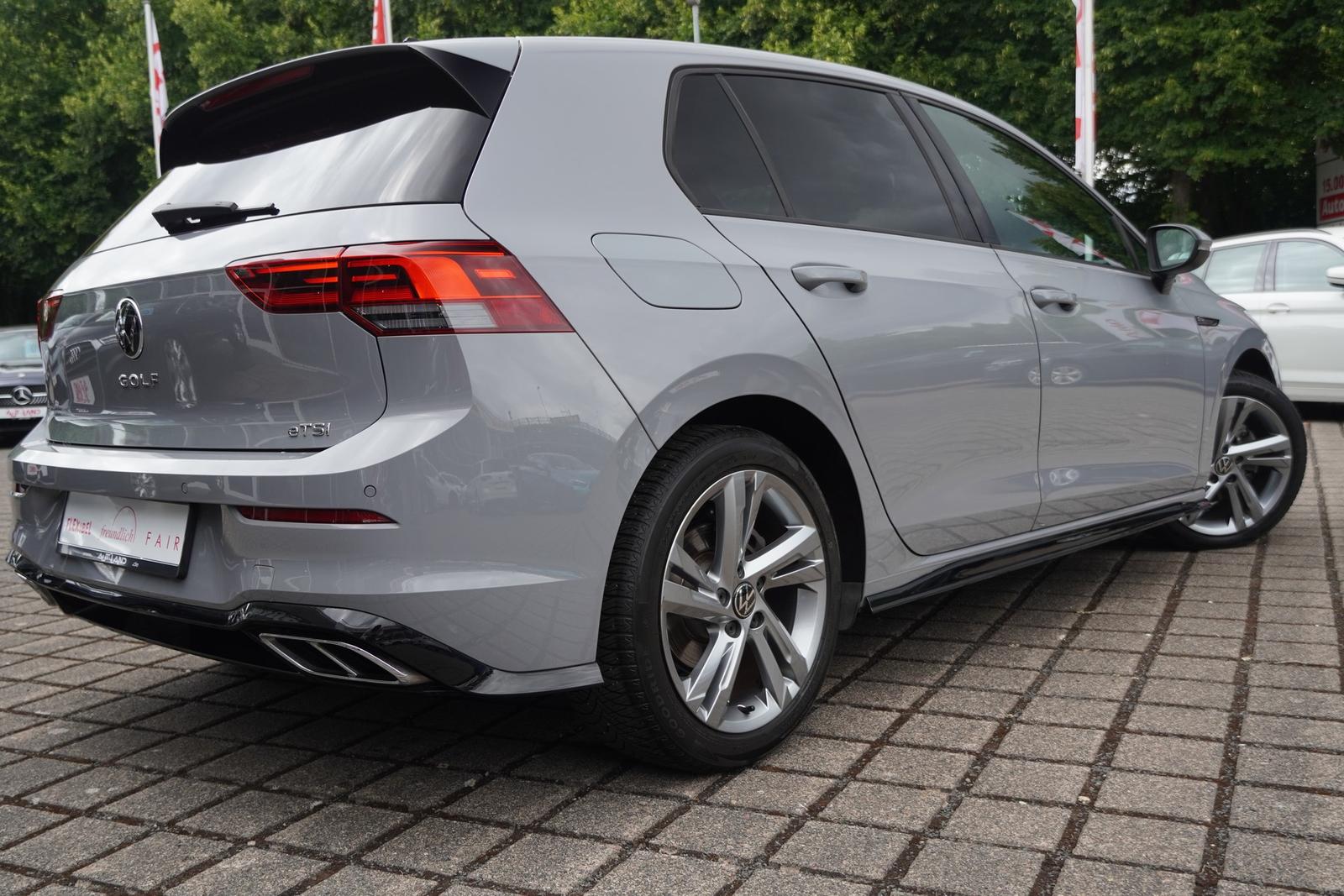 Volkswagen Golf VIII 1.5 eTSI DSG R-Line LED Kamera, миниатюра 3