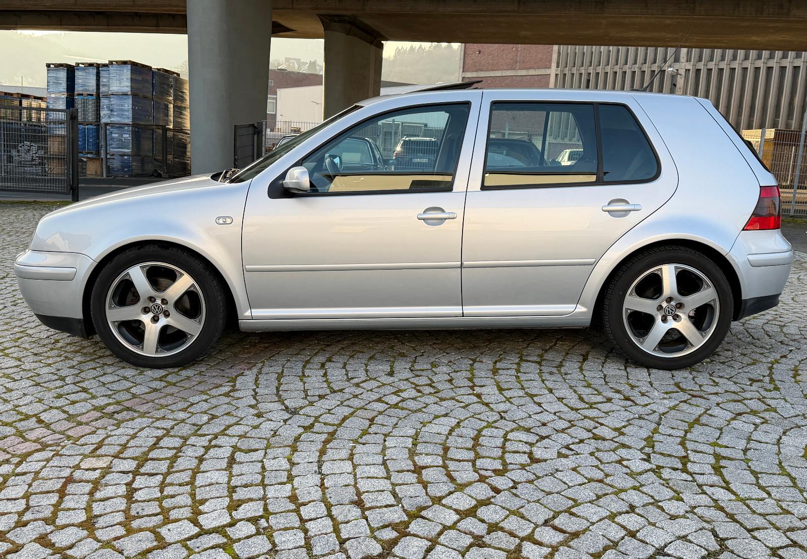 Volkswagen Golf 4 GTI 1.8T Xenon 1.Hand Navi Santa Monica