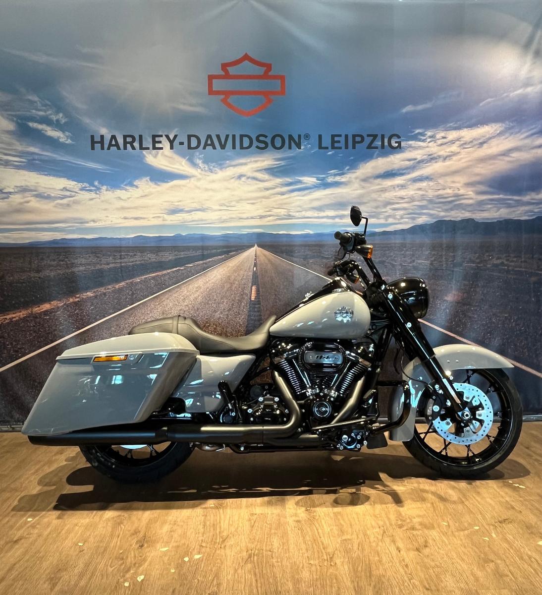 Harley-Davidson Road King Special FLHRXS