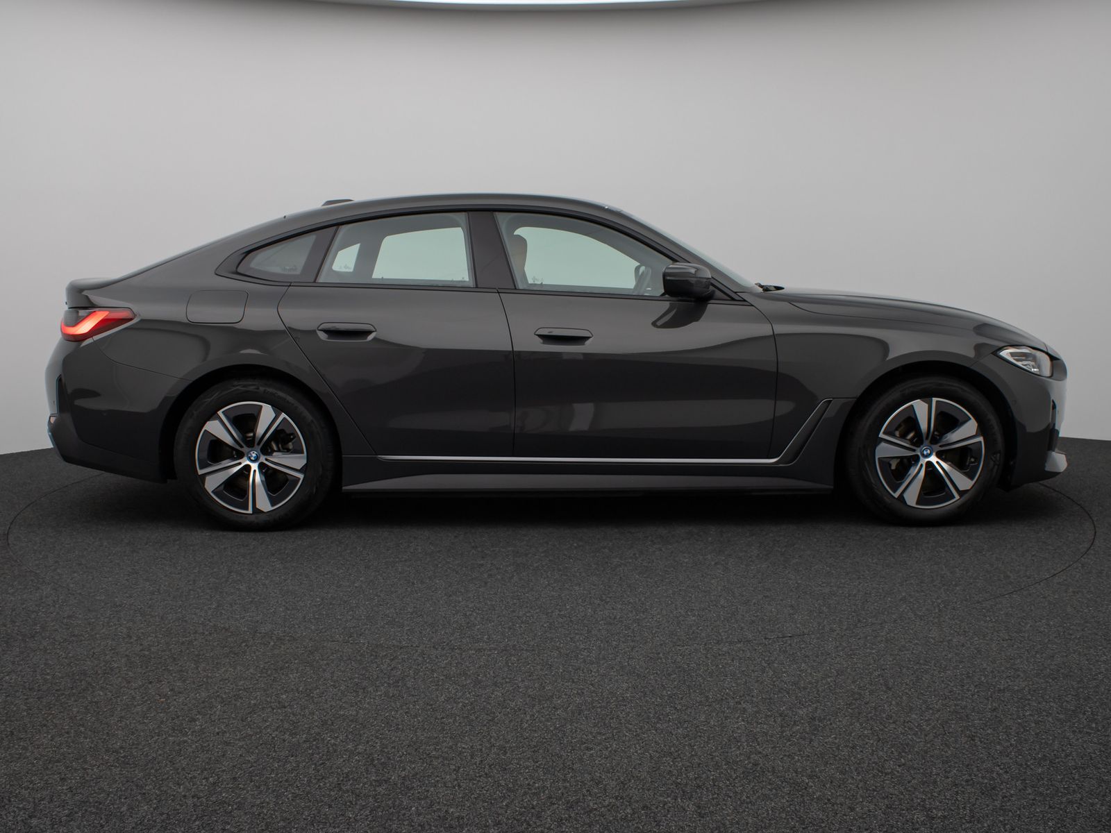 Fahrzeugabbildung BMW i4 eDrive40 Gran Coupé Kamera HUD DAB H/K Komfor