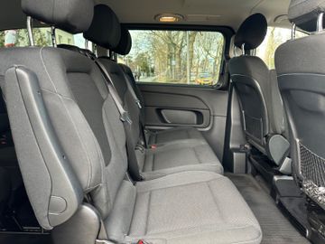 Fahrzeugabbildung Mercedes-Benz V 220d Edition lang*LED*2xTür*8.Sitze*Totwinkel*