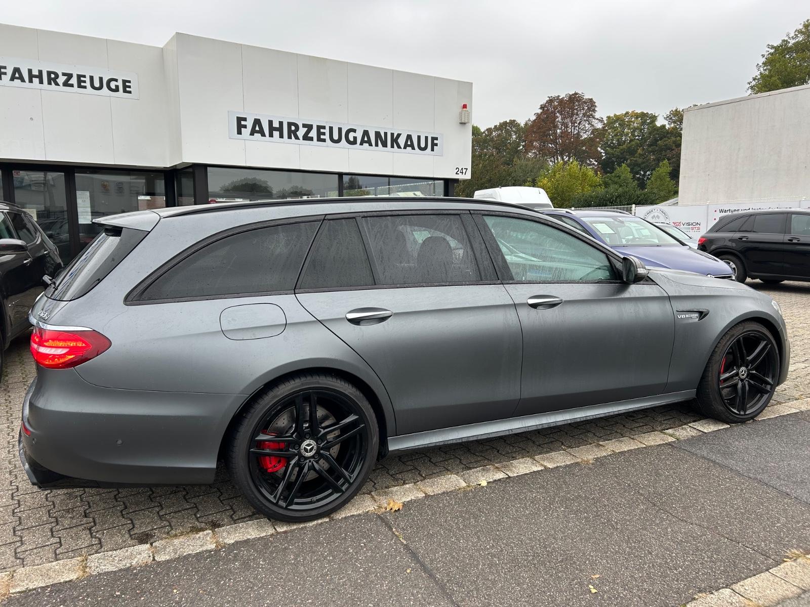 Mercedes-Benz E 63 S AMG T Schiebed. 20 Zoll HUD PAGA Nightp.