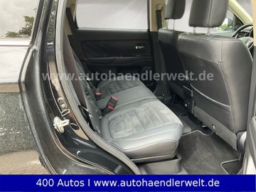 Mitsubishi Outlander - 12