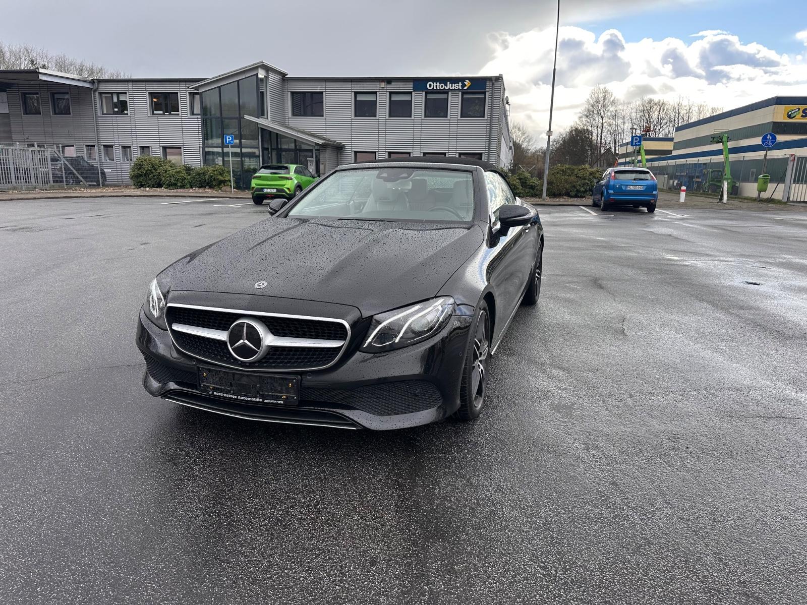 Mercedes-Benz E 220d Cabrio Distronic AHK StHz Led Leder