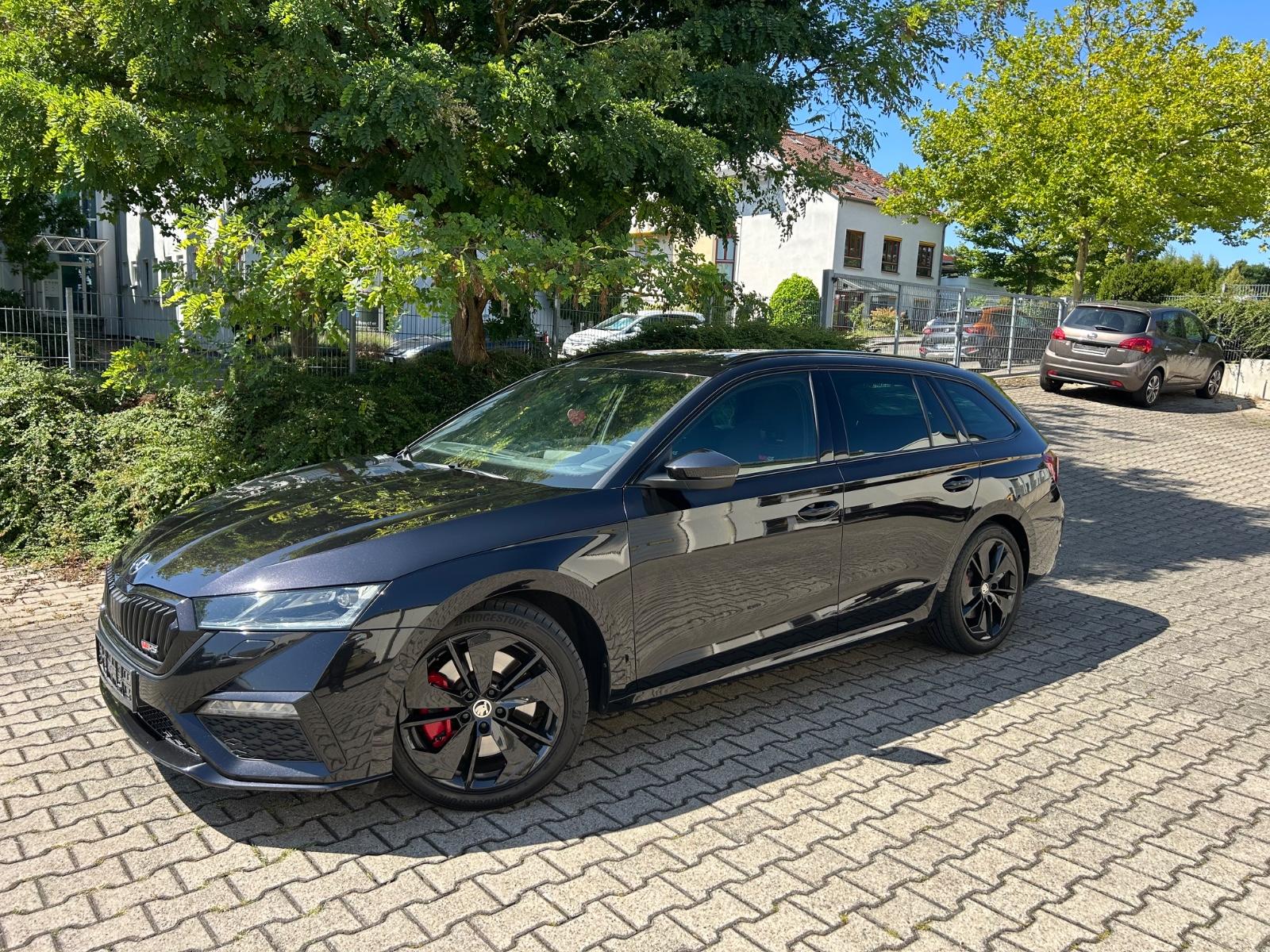 Skoda Octavia Combi 2.0 TSI RS First Edition DSG
