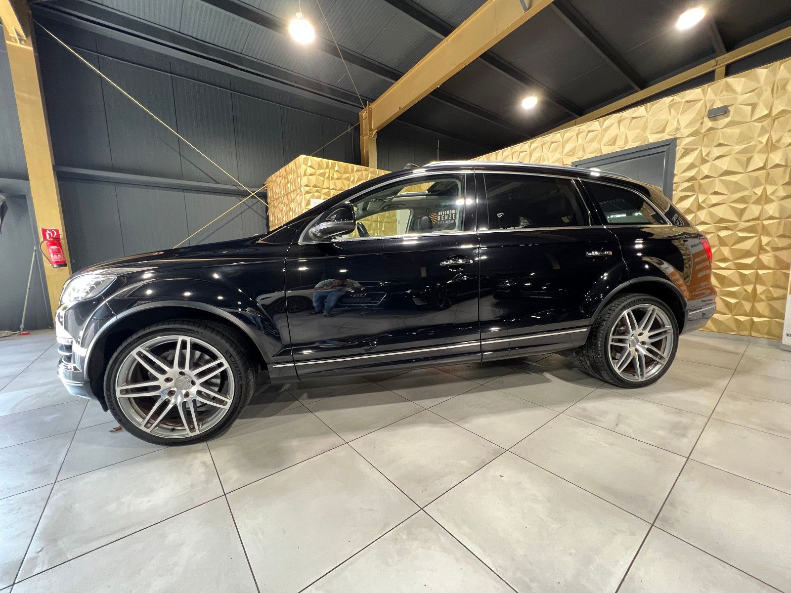 Fahrzeugabbildung Audi Q7 3.0 TDI quattro//S-LINE//PANO//360''KAM//BOSE