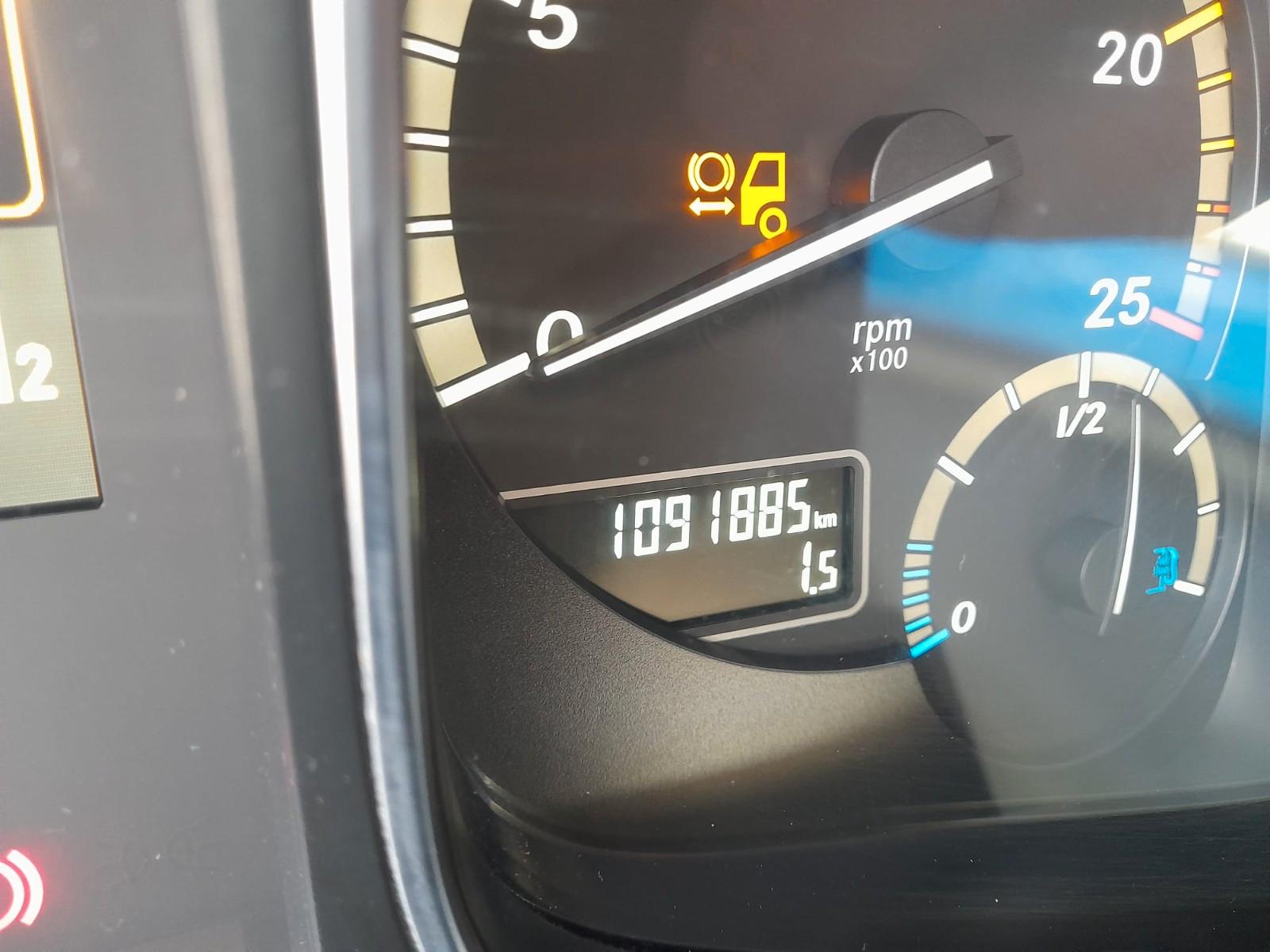 Mercedes-Benz Actros + Lohr VDI2700