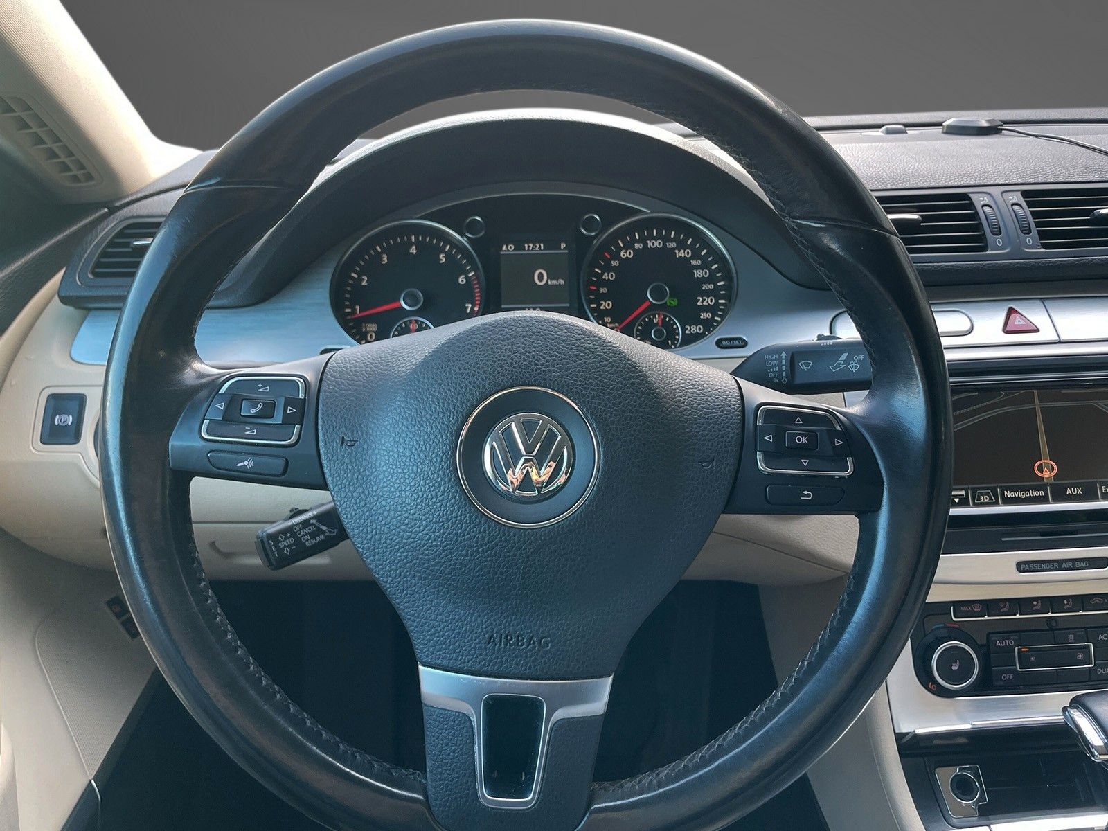 Fahrzeugabbildung Volkswagen Passat CC*Alcantara*Soundsystem*Sthz*2-Zonen*ACC