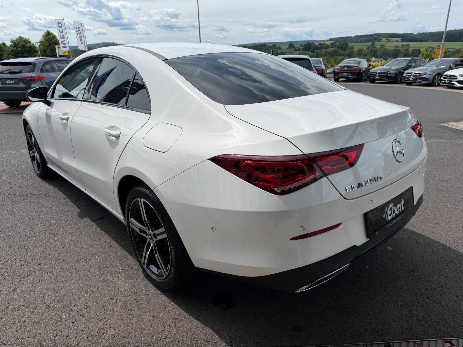 Fahrzeugabbildung Mercedes-Benz CLA 250 e Progressive Night+Distr+R-Kamera+Ambie