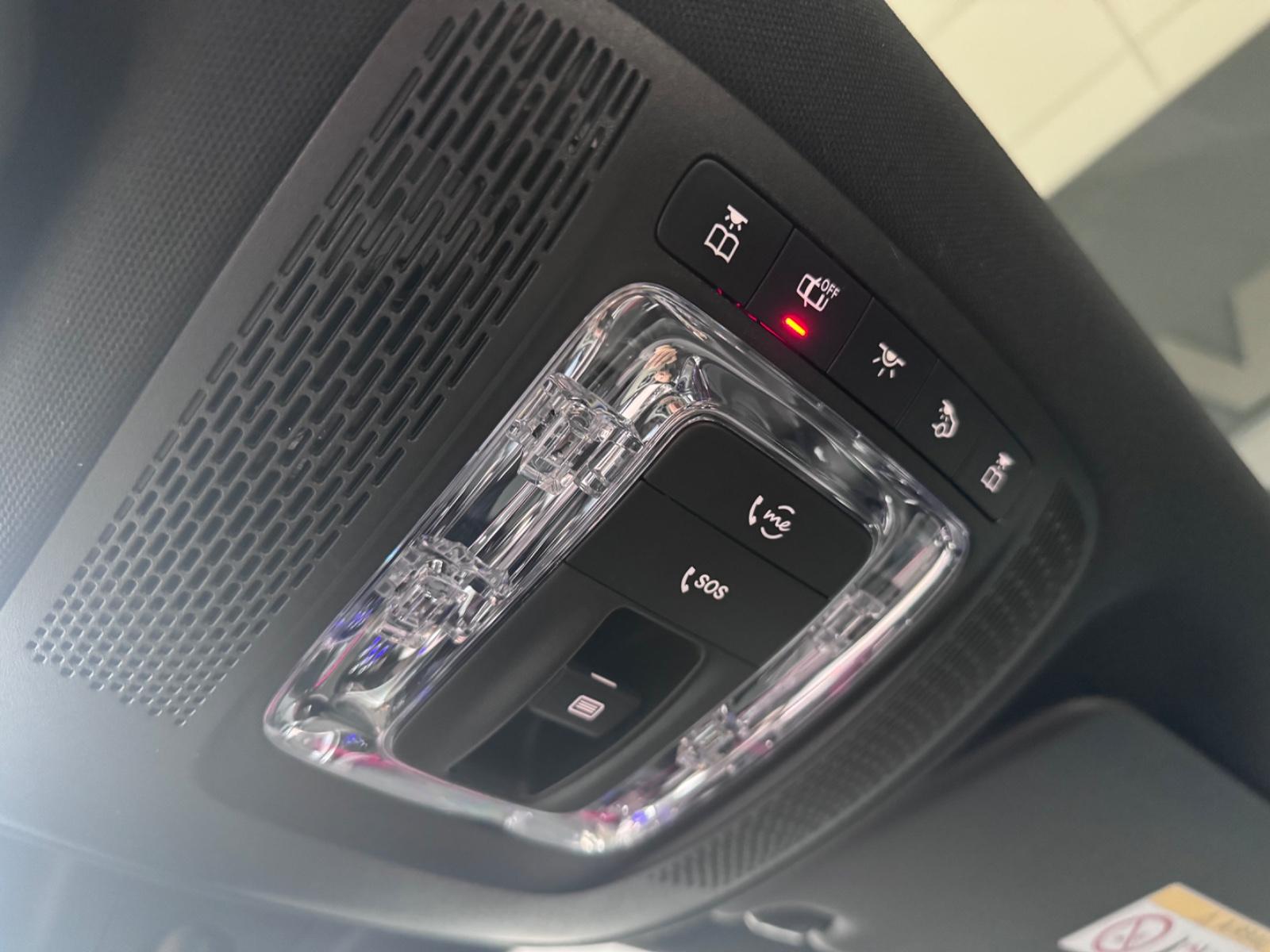 Mercedes-Benz GLA 200 AMG*MEMORY*LED*PANORAMA*AHK*KAMERA