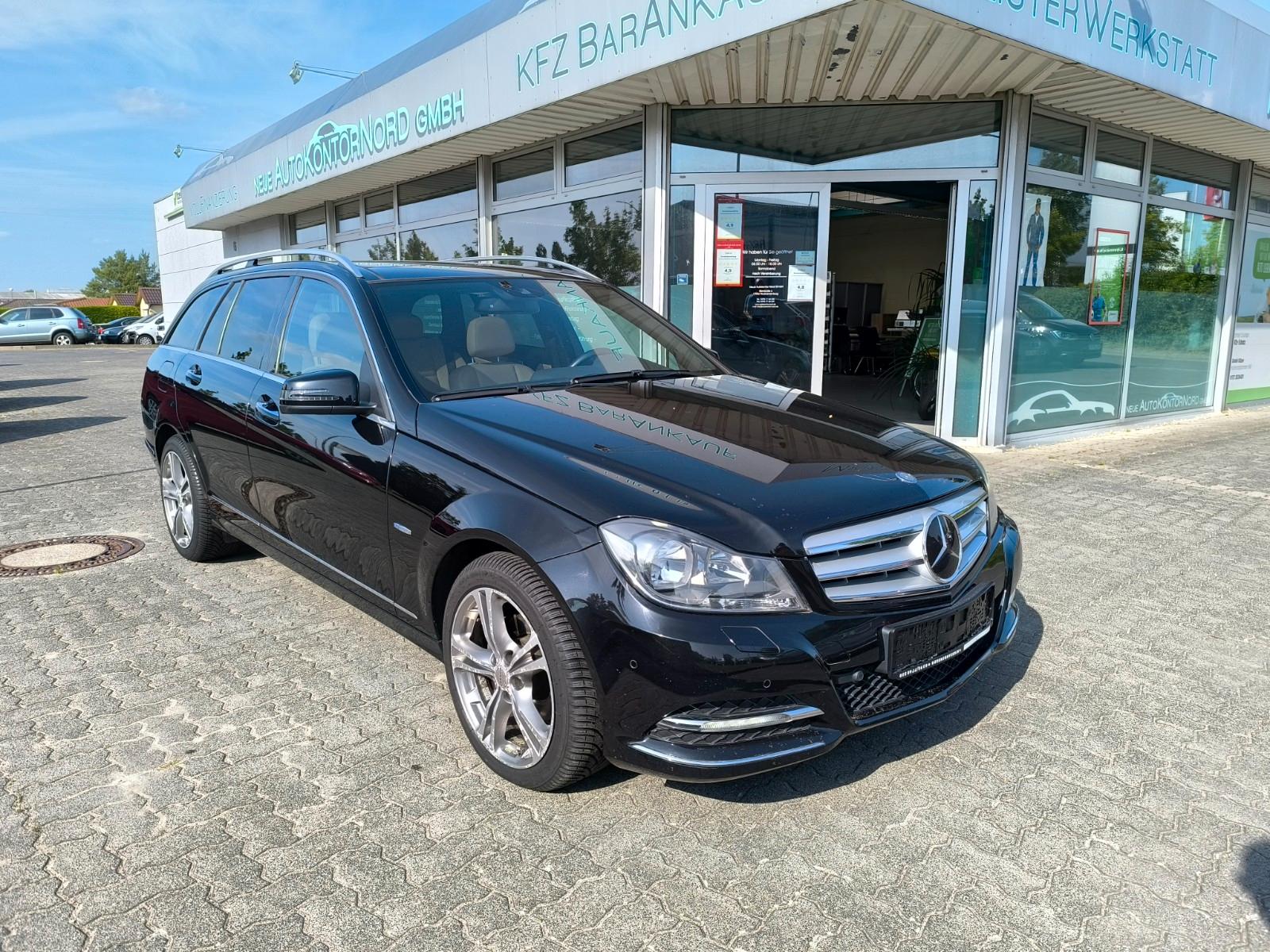 Mercedes-Benz C 250 T CGI BlueEfficiency*PANO*ALLWETTER*LEDER