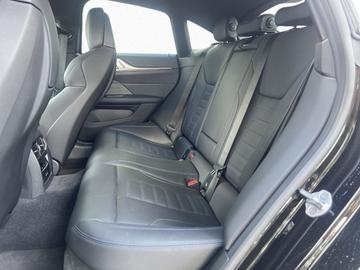 2023 Alpina D4 photo 10