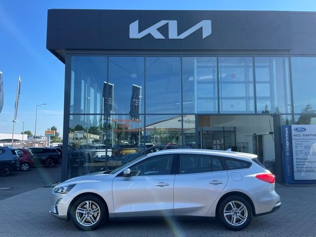 Ford Focus Cool & Connect Kamera LED Navi PDC