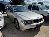 BMW 745 Baureihe 7 745i - BMW 745 aus 2002