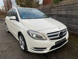 Mercedes-Benz B 180 Sport Automat 7-G Navi Bi-Xenon LED PDC - Mercedes-Benz B-Klasse
