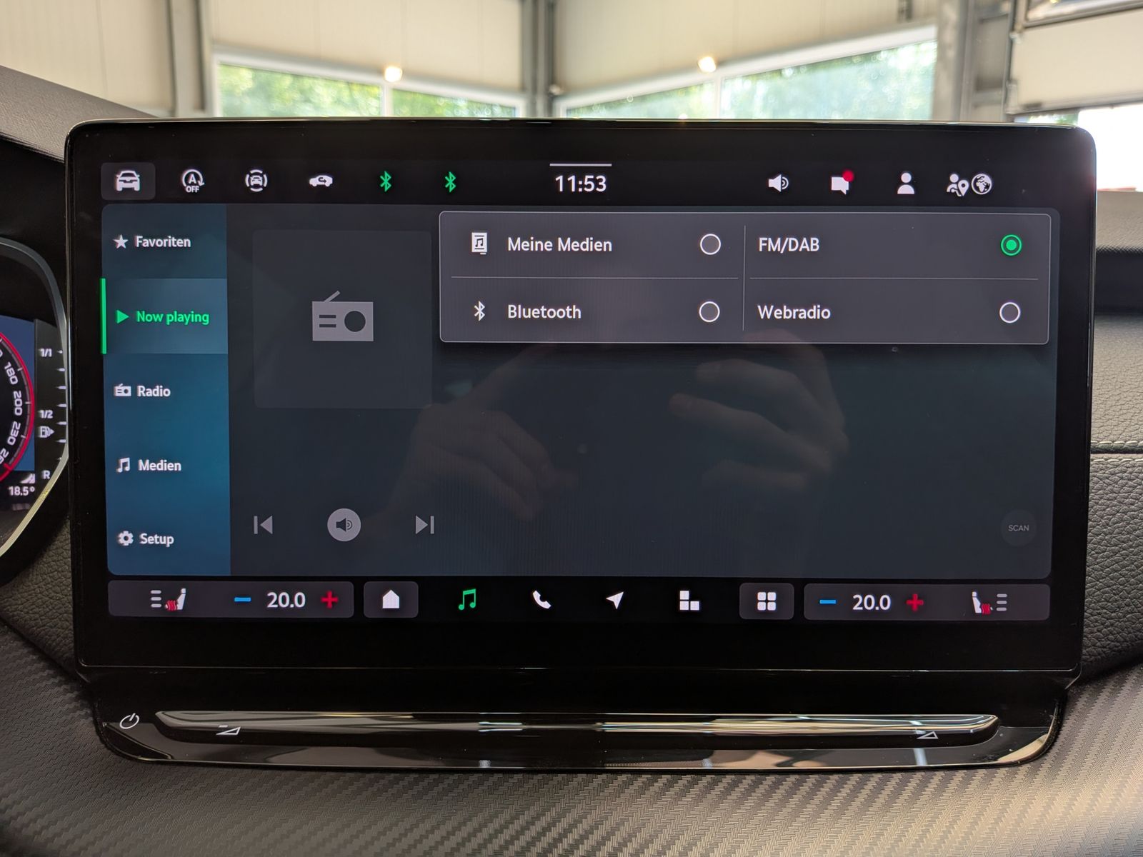 Fahrzeugabbildung SKODA Octavia 1.5 TSI Sportline MATRIX PANO AHK 5J-Gar