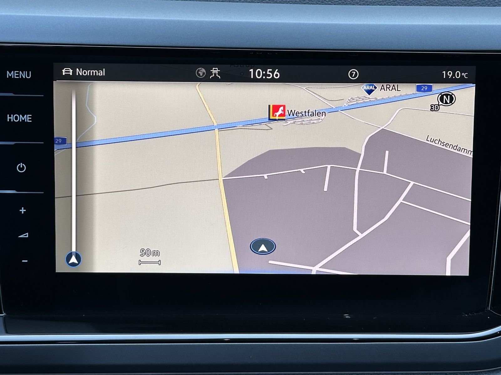 Fahrzeugabbildung Volkswagen Polo 1.0 TSI DSG R-Line NAV+LED+PANO+VCOCKPIT+PP