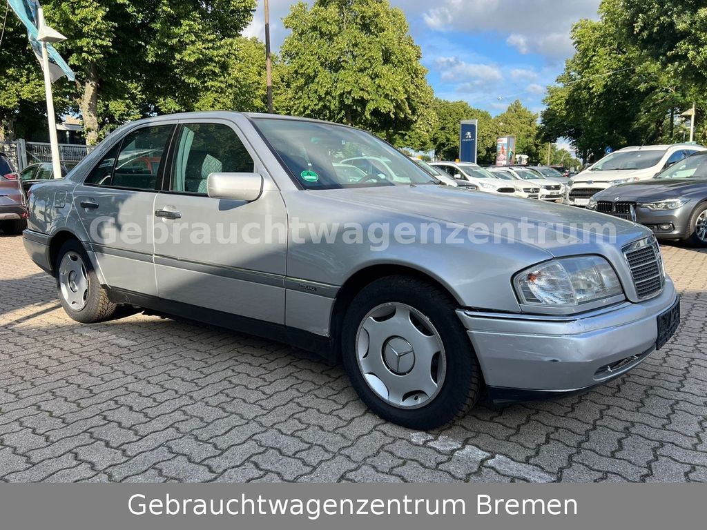 Angebot ansehen Mercedes-Benz C 180