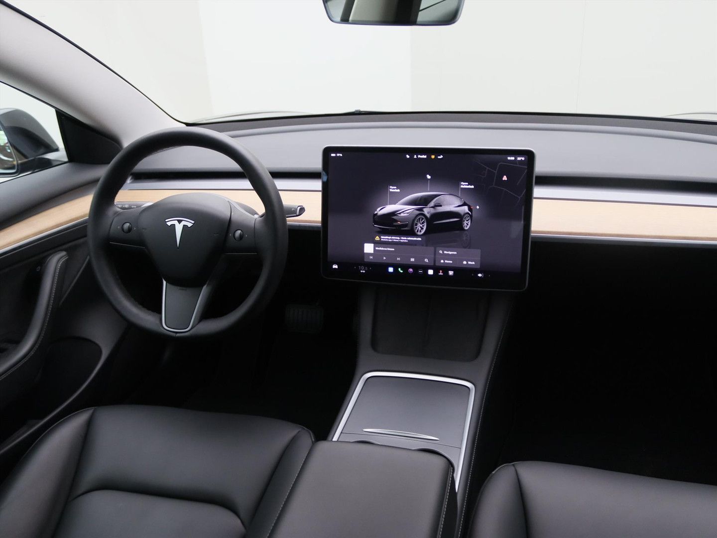 Tesla Model 3 Standard RWD Plus FACELIFT 93.7% SoH [ A imagem 2