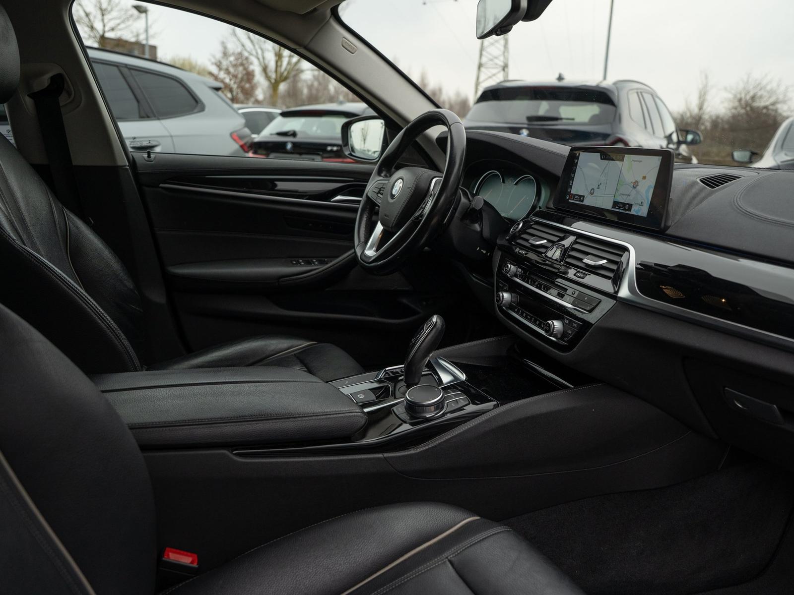 BMW 530d Touring Luxury Line