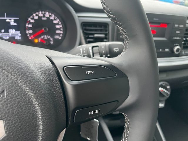 Fahrzeugabbildung Kia Rio Comfort PDC, Klima, Bluetooth