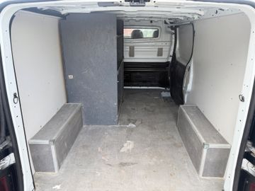 Opel Vivaro - 7