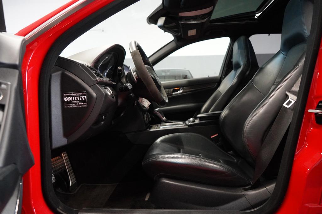 Mercedes-Benz C 63 AMG