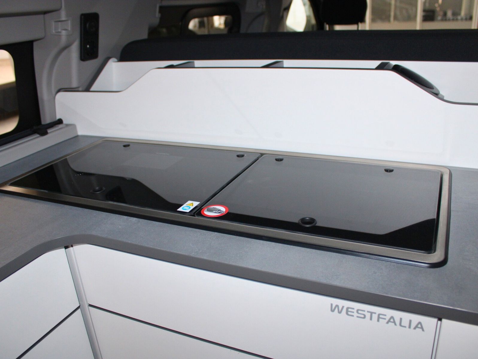 Fahrzeugabbildung Ford NUGGET L2 Titanium MARKISE + Aufstelldach SOFORT