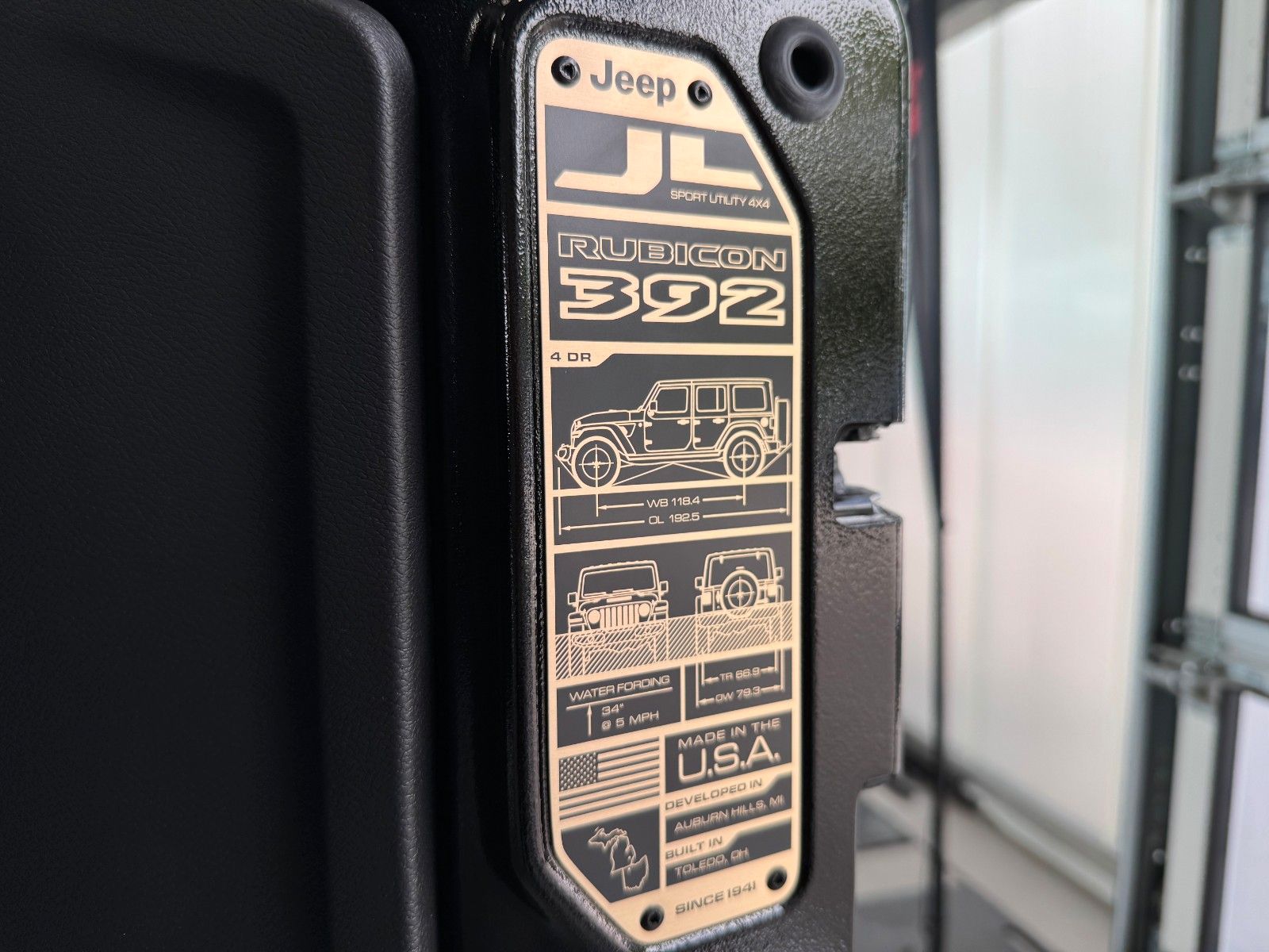 Fahrzeugabbildung Jeep Wrangler 6.4 V8 Rubicon 392 "AHK Voll-LED"